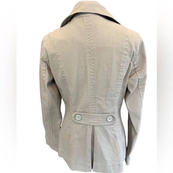 H & M tan double breasted button front cotton blend jacket size 8. - Picture 2 of 5